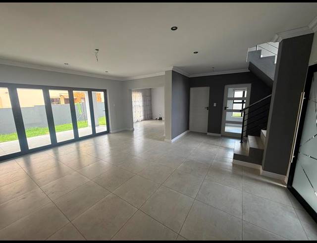 4 BEDROOM PROPERTY TO RENT IN SUMMERFIELDS ESTATE